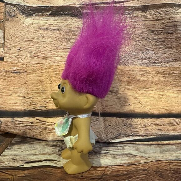 Vintage TNT Baby Troll Doll Pink Hair Bib & Diaper Outfit 4.5” Toy Figure - Picture 4 of 5